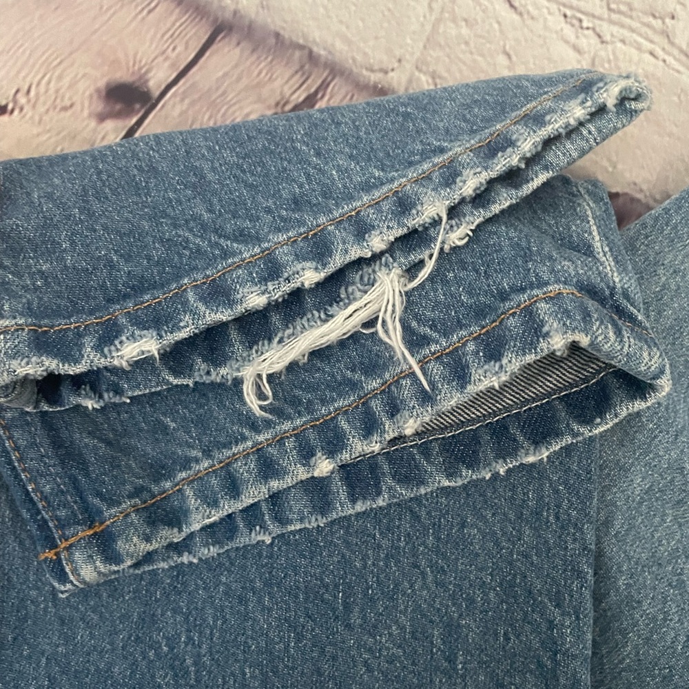 Reformation Cynthia High Rise Straight Jeans in Shasta Destroyed - Picture 7 of 12
